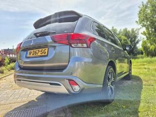Mitsubishi Outlander Mitsubishi Outlander 2.4 PHEV - afbeelding nr 14