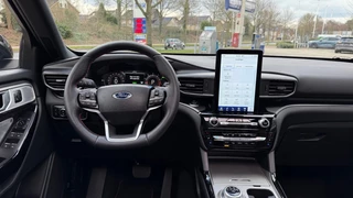 Ford Explorer Ford Explorer 3.0 V6 EB PHEV ST-LINE / TREKHAAK - afbeelding nr 2