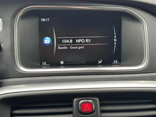 Volvo V40 Volvo V40 CROSS COUNTRY 1.5 T3 Momentum Ocean Race Cruise control Climate control Parkeersensor Navigatie - afbeelding nr 26