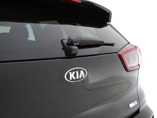 Kia e-Niro (INCL-BTW) Aut. *FULL-LEATHER | JBL-AUDIO | FULL-LED | NAVI-FULLMAP | DAB | ADAPT.CRUISE | CAMERA | MEMORY-PACK | LANE-ASSIST | KEYLESS | DIGI-COCKPIT | SHIFT-PADDLES | COMFORT-SEATS | 17