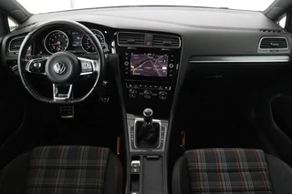 Volkswagen Golf Volkswagen Golf 2.0 TSI GTI | Stoelverwarming | Adaptive cruise |  Full LED | Carplay | Navigatie | 19'' | Sportstoelen | PDC | Bluetooth - afbeelding nr 8