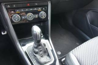 Volkswagen T-Roc VW T-Roc 1.5 TSI DSG 2x R-line ACC|Navi|Clima|IQdrive|Stoelverwarming - afbeelding nr 11
