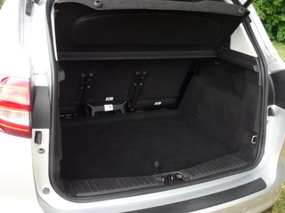 Ford C-MAX Ford C-MAX 1.0 125pk Titanium met Navi, Camera en Trekhaak - afbeelding nr 9