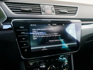 Škoda Superb Skoda Superb Combi 1.4 TSI iV 218pk Laurin & Klement | Leder | Panoramadak | 360 Camera | Trekhaak - afbeelding nr 53