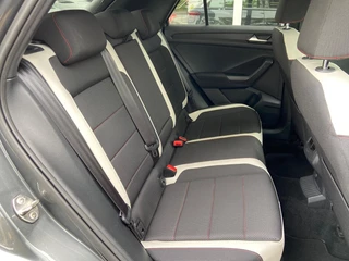 Volkswagen T-Roc - afbeelding nr 21