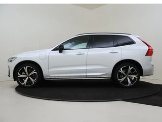 Volvo XC60 Volvo XC60 T6 AWD Dark | DEMO | H&K Audio - afbeelding nr 2