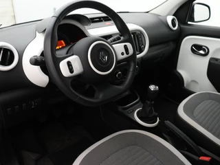 Renault Twingo / DEALER ONDERHOUDEN / APPLE CAR PLAY & ANDROID AUTO - afbeelding nr 6