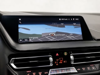 BMW 1 Serie Automaat (APPLE CARPLAY, GROOT NAVI, STUUR/STOELVERWARMING, LEDEREN SPORTSTOELEN, HARMAN/KARDON, CAMERA, GETINT GLAS, ADAPTIVE CRUISE, ELEK ACHTERKLEP, NIEUWE APK, NIEUWSTAAT) - afbeelding nr 30