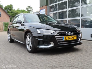 Audi A4 Audi A4 Avant 35 TFSI Launch Ed Sport Automaat/Virtual Cockpit/Carplay - afbeelding nr 4