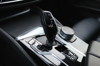 BMW 5 Serie BMW 5-serie 530i High Executive 252pk/M-Sport/Camera/Harman - afbeelding nr 17