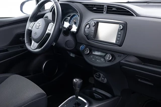Toyota Yaris Toyota Yaris 1.5 Hybrid Lease | ECC | NAVI | VELGEN | Automaat - afbeelding nr 3