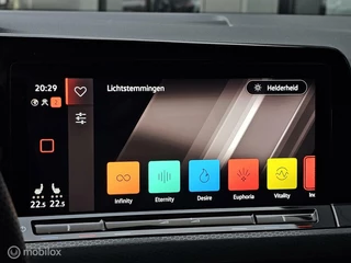 Volkswagen Golf Volkswagen Golf 2.0 TSI GTI Panorama/IQ Light/H&K/Keyless/Camera - afbeelding nr 28