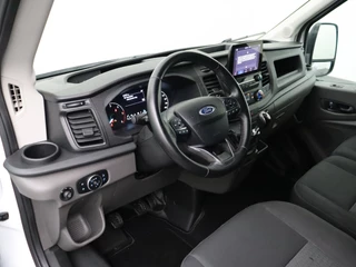 Ford Transit Ford Transit 2.0TDCI 130PK L2H2 | Navigatie | Camera | Trekhaak 2800Kg | Airco | 3-Persoons - afbeelding nr 3