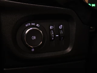 Opel Corsa Opel Corsa 1.2 Sport Edition [AIRCO, NAVIGATIE, CRUISE CONTROL, LANE ASSIST, ELEK. VERSTELBARE SPIEGELS, NIEUWSTAAT] - afbeelding nr 10