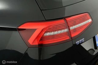 Volkswagen Passat Volkswagen Passat Variant GTE 1.4 TSI 204PK DSG Highline Plug-In Hybrid | MARGE | Vol Opties | 1e Eig | NL Auto | 54dkm | DEALERST - afbeelding nr 46