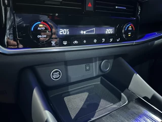 Nissan QASHQAI Nissan Qashqai 1.3 MHEV Xtronic Premiere Edition *Pano*360Camera* - afbeelding nr 23