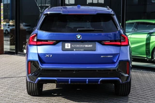 BMW X1 BMW X1 SDrive20i M-Sport - 360 CAMERA - HEAD UP - afbeelding nr 11