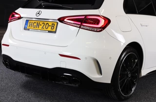 Mercedes-Benz A-Klasse Mercedes-Benz A-klasse 250 e AMG 45 Look / AUT / Digital Cockpit / Cruise Control / Sfeerverlichting / Camera / Pano / 19 Inch - afbeelding nr 37