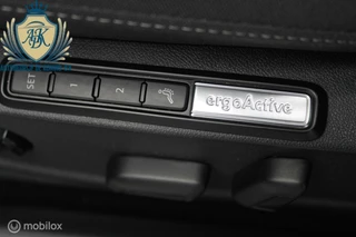 Volkswagen Golf Volkswagen Golf  1.5 eTSI DSG PANO NAVI Elect. stoel IQ LED - afbeelding nr 14