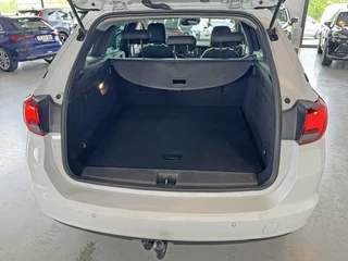 Opel Astra Opel Astra Sports Tourer 1.2 81kW Design & Tech |Camera|ECC|Navi|trekhaak| - afbeelding nr 20