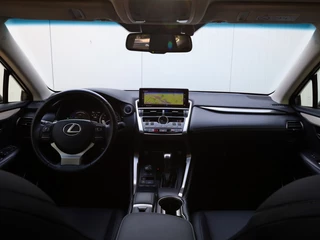 Lexus NX Lexus NX 300h AWD Luxury Line | Schuifdak | Safety Pack | Premium Audio - afbeelding nr 16