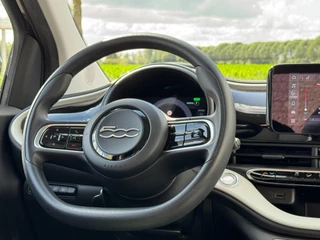 Fiat 500 Fiat 500 Action 24 kWh PARKEERSENSOREN / CARPLAY / CRUISE CONTROL / ECC / STOELVERWARMING / WEING KM'S - afbeelding nr 10