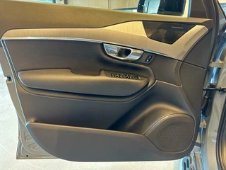 Volvo XC90 Volvo XC90 2.0 T8 Recharge AWD R-Design 7p PANO HUD 360* - afbeelding nr 56