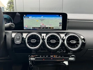 Mercedes-Benz A-Klasse Mercedes-Benz A-Klasse A 180 Aut7 LED Navi Widescreen Sportstoelen Cruise Trekhaak - afbeelding nr 7