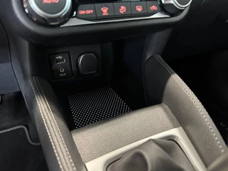 Nissan Micra Nissan Micra 0.9 IG-T N-Connecta*360 Camera*Cruise Control*Clima*Navi*Parkeersensoren* - afbeelding nr 20