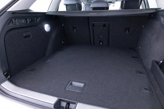 Volkswagen Passat Volkswagen Passat Variant 1.5 eTSI Business Automaat | Trekhaak | Full LED | CAMERA *2e Pinksterdag OPEN v.a 11u tot 17u* - afbeelding nr 21