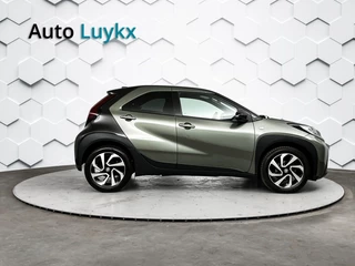 Toyota Aygo Toyota Aygo X 1.0 VVT-i MT Pulse | Two-Tone | Adaptieve Cruise Control | Parkeercamera - afbeelding nr 10