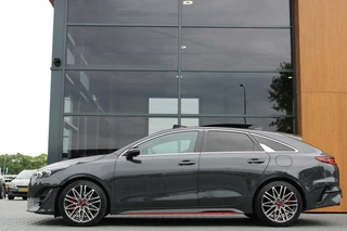Kia ProCeed Kia ProCeed 1.6 T-GDi GT 204PK | Pano | JBL | Sportuitlaat - afbeelding nr 2