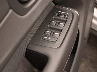 Volvo XC60 Volvo XC60 T6 PLUG-IN HYBRID PLUS DARK SCHUIFDAK CAMERA HARMAN KARDON ACC - afbeelding nr 12
