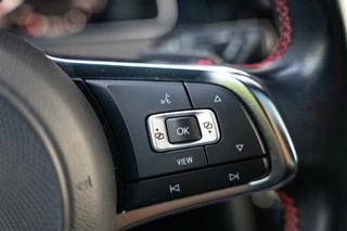 Volkswagen Golf Volkswagen Golf 2.0 TSI GTI Performance |Pano|Leer|Keyless|Virtual - afbeelding nr 27