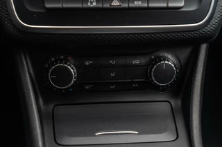 Mercedes-Benz A-Klasse Mercedes A-klasse A180 d Automaat Navi 18'' AMG Velgen - afbeelding nr 42
