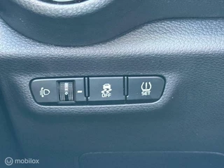 Kia Picanto Kia Picanto 1.0 DPi DynamicPlusLine ,  Nieuwe Type & Logo   Navigatie via  Apple Carplay & Android auto , Achteruitrij  camera ,  Stoel & Stuur verwarming ,  Sport Velgen , Led verlichting voor & achter , - afbeelding nr 35