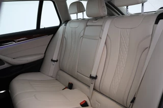 BMW 5 Serie Cruise Control, Navigatie, LEER, Panoramadak, xDrive - afbeelding nr 20