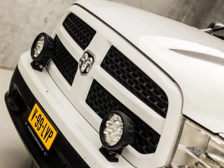 Dodge Ram 1500 Dodge Ram 1500 DODGE 5.7L V8 Big Horn 402Pk Automaat (NAVIGATIE, CLIMATE, STUUR/STOELVERWARMING, CAMERA, LEDEREN SPORTSTOELEN, GETINT GLAS, TREKHAAK, CRUISE, BLUETOOTH, NIEUWSTAAT) - afbeelding nr 50