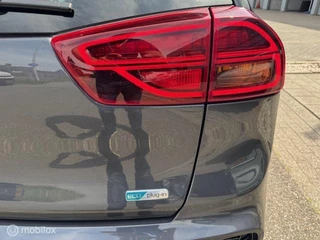 Kia Niro Kia Niro 1.6 GDi PHEV DynamicLine  / Plug-inn Hybride / volledig elektrisch rijden 65 km hierna Hybride aandrijving , Navi / Camera achter / Parkeerhulp rondom / Stoel & stuur verwarming /  fab garantie 7 jaar / 150.000km - afbeelding nr 17