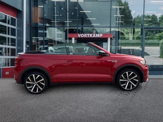 Volkswagen T-Roc Volkswagen T-Roc Cabrio 1.5 TSI DSG R-LINE TREKHAAK/CAMERA/LEDER/BEATS-AUDIO/NAVI/ACC/CARPLAY - afbeelding nr 4