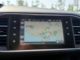 Peugeot 308 Peugeot 308 SW 1.2 PureTech Style 1e Eigenaar,Pano,Navi,131pk,Trekhaak,6 Bak,Clima,Cruise,Pdc,Lm Velgen,Dealer Onderhouden,Apk tot 11-2025 - afbeelding nr 11