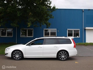 Volvo V70 Volvo V70 AWD 2.4 D5 215 Aut6 Leer Xenon 18Velgen Pdc Mooi!! - afbeelding nr 35
