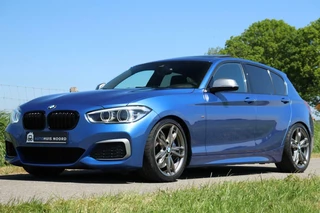 BMW 1 Serie BMW 1-serie M140i LCI / VOL! / RWD / Camera / H&K / Pano / 18