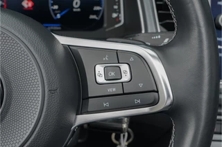 Volkswagen T-Roc Volkswagen T-Roc Cabrio 1.5 TSI R-Line ACC CarPlay Virtual Cockpit 18