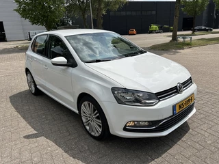 Volkswagen Polo Volkswagen Polo 1.2 TSI Comfortline 90PK AUT NAVI CRUISE TRHK NAP! - afbeelding nr 3