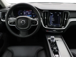 Volvo S60 Volvo S60 B4 AUT(7) PLUS DARK SCHUIFDAK 360GR CAM 19INCH HARMAN KARDON - afbeelding nr 26