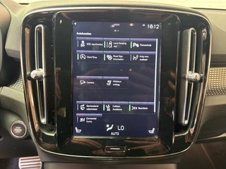 Volvo XC40 Volvo XC40 2.0 T4 R-Design Awd Trekhaak Carplay Camera Incl 12Mnd Garantie - afbeelding nr 19