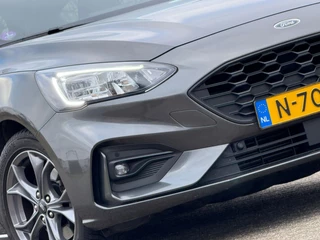 Ford Focus Ford Focus Wagon 1.0 EcoBoost Hybrid ST Line Business - Magnetic - Topstaat - afbeelding nr 1