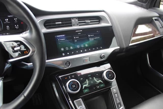 Jaguar I-PACE Jaguar I-PACE EV400 First Edition 90 kWh / Full option / Panoramadak / 360Camera / Head-up / Luchtvering / Leder / Meridian / Stuurverwarming - afbeelding nr 15