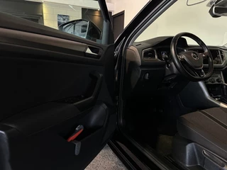 Volkswagen T-Roc Volkswagen T-Roc 1.5 TSI STYLE BNS RIJKLAAR l ACC l CLIMA l CAMERA l LMV l - afbeelding nr 12